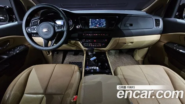 Kia Carnival — интерьер