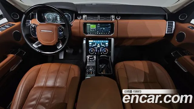 Land Rover Range Rover — интерьер