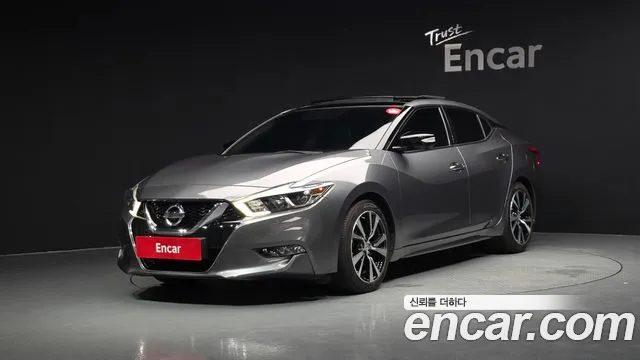 Nissan Maxima