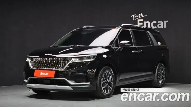 Kia Carnival — экстерьер