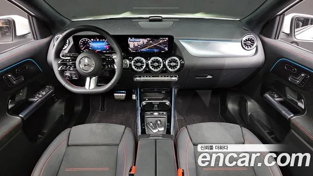 Mercedes-Benz GLA-класс — интерьер