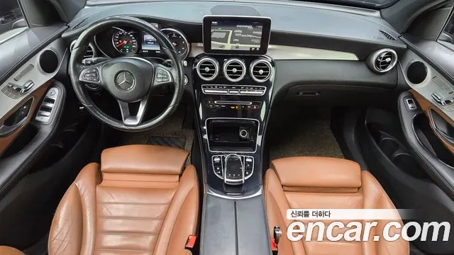 Mercedes-Benz GLC-класс — интерьер