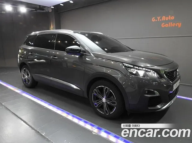 Peugeot 5008