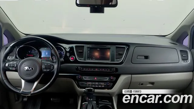 Kia Carnival — интерьер