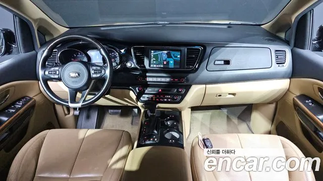 Kia Carnival — интерьер