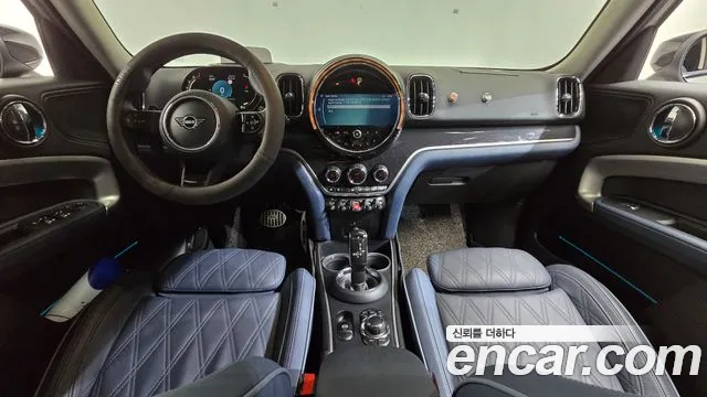 MINI Countryman — интерьер
