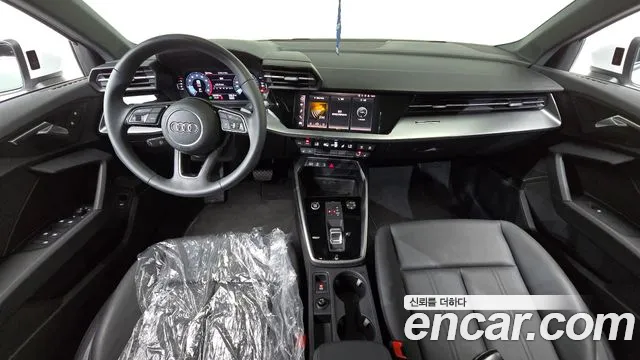 Audi A3 — интерьер