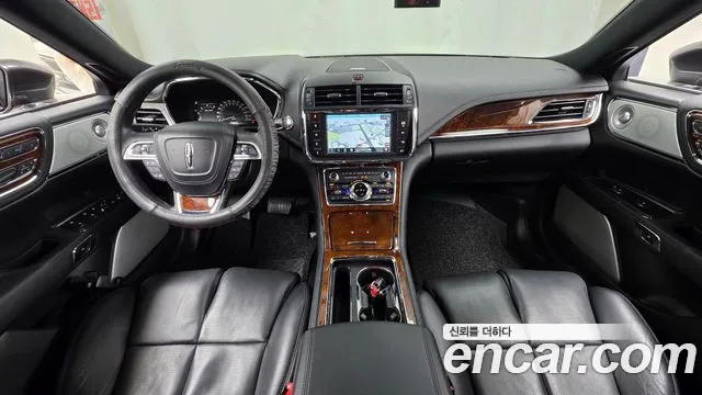 Lincoln Continental — интерьер