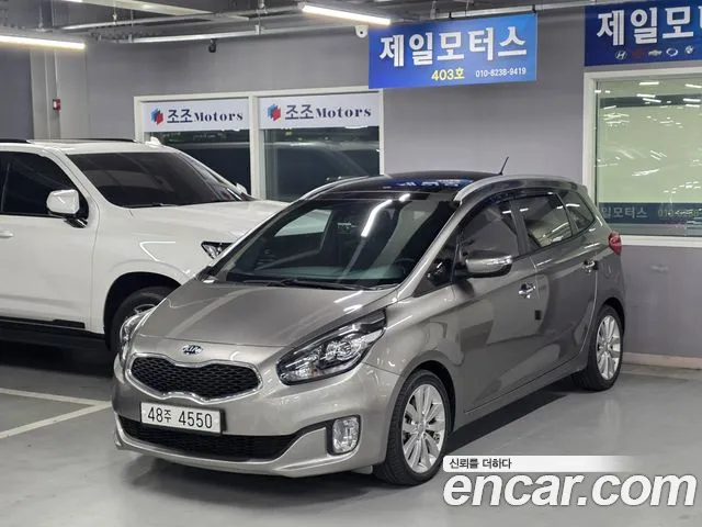 Kia Carens