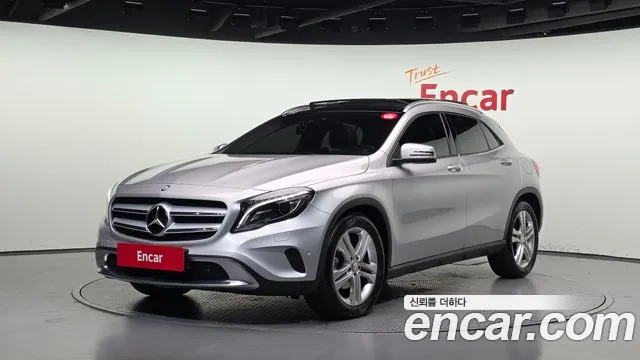 Mercedes-Benz GLA-класс