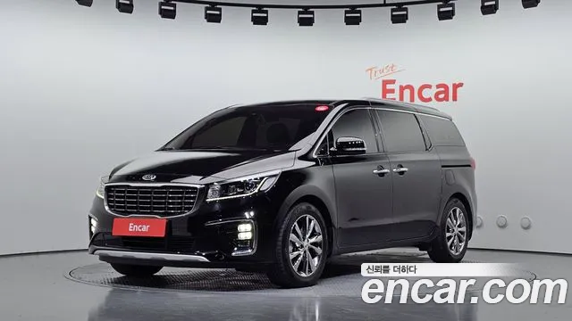 Kia Carnival — экстерьер