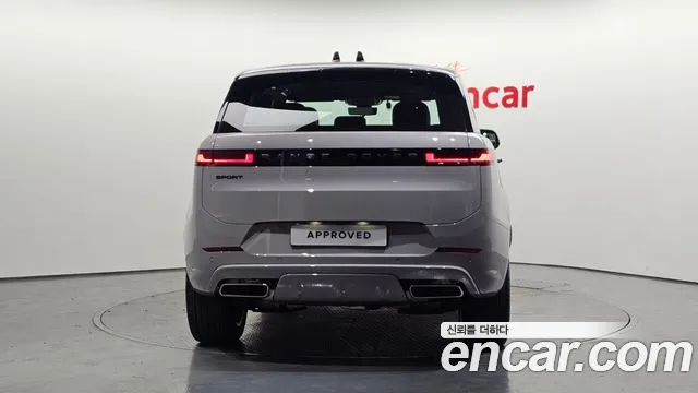 Land Rover Range Rover Sport — интерьер