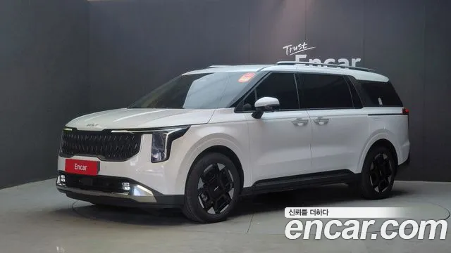 Kia Carnival — экстерьер