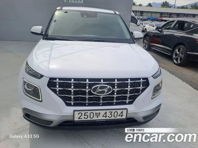 Hyundai Venue