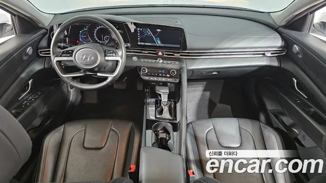 Hyundai Elantra — интерьер