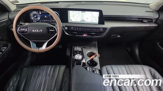 Kia K8 — интерьер