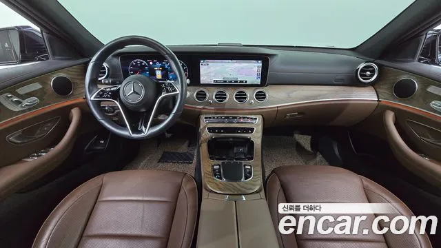 Mercedes-Benz E-класс — интерьер