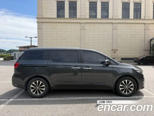 Kia Carnival — интерьер
