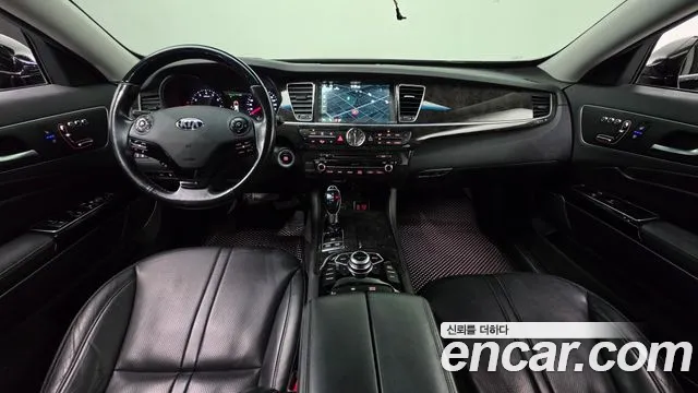 Kia K9 — интерьер