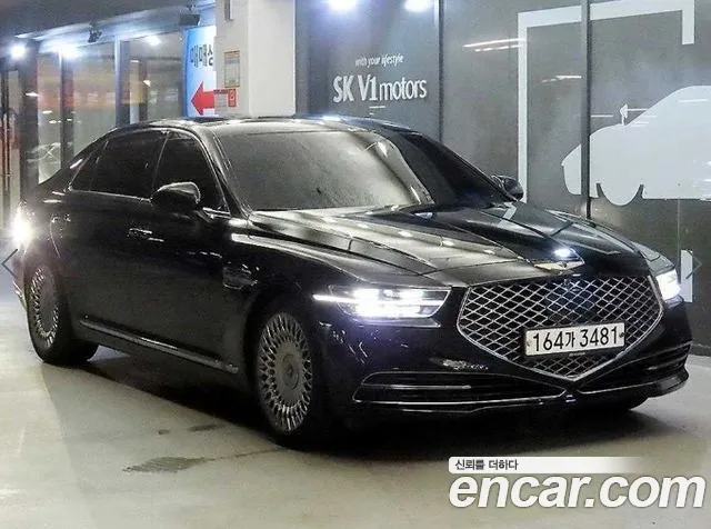 Genesis G90
