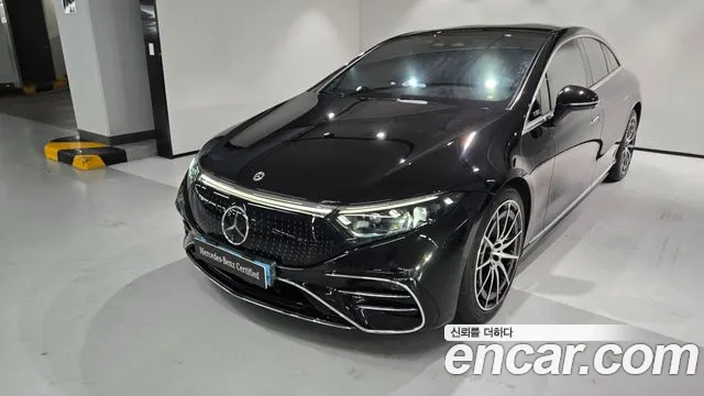 Mercedes-Benz EQS