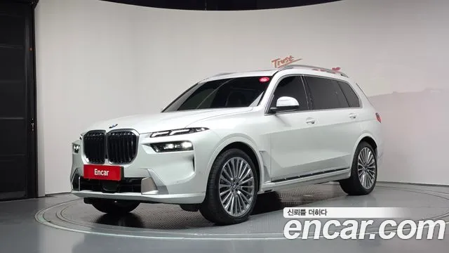BMW X7