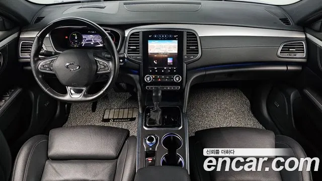 Renault Korea SM6 — интерьер