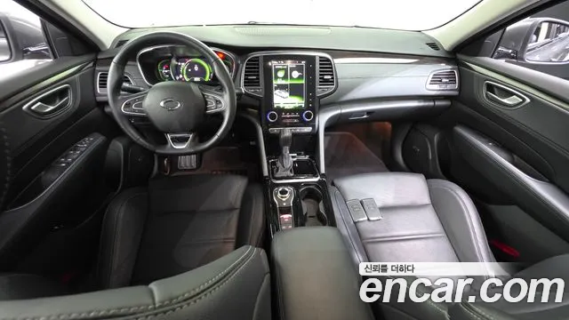 Renault Korea SM6 — интерьер