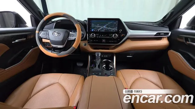 Toyota Highlander — интерьер