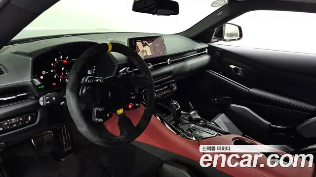 Toyota Supra — интерьер
