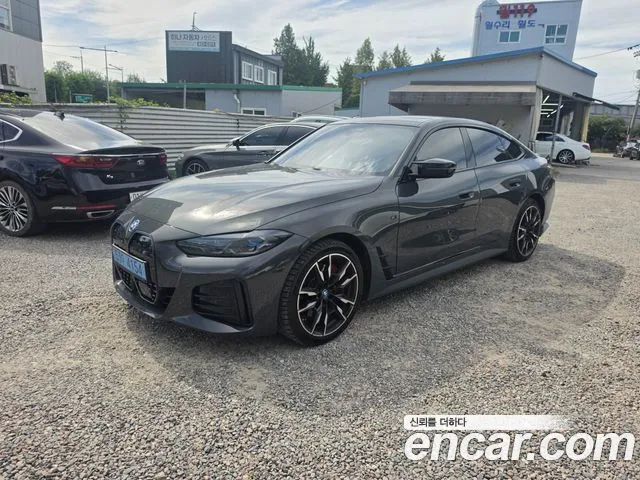 BMW i4