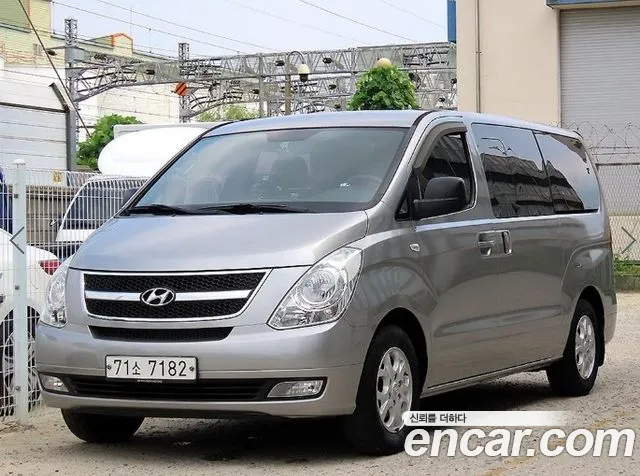 Hyundai Starex