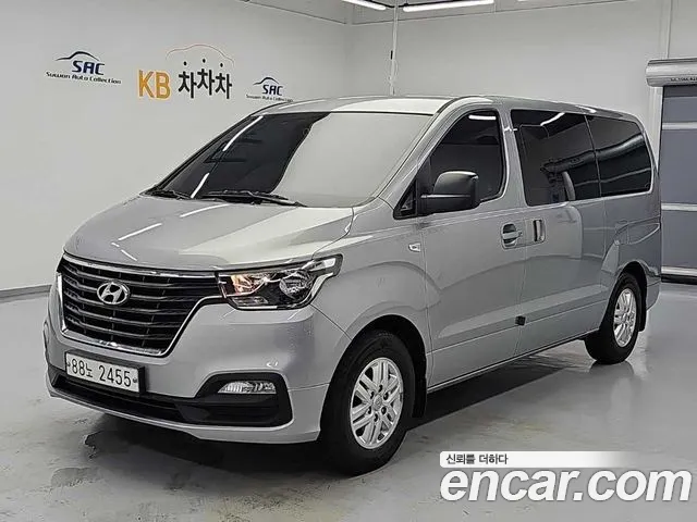 Hyundai Starex