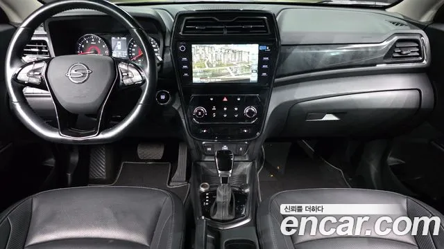 KG Mobility Tivoli — интерьер
