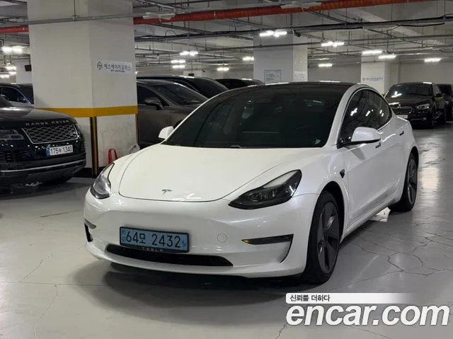 Tesla Model 3 — экстерьер
