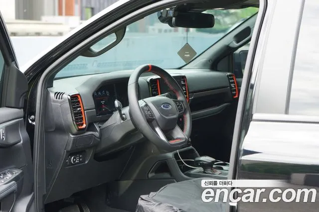 Ford Ranger — интерьер