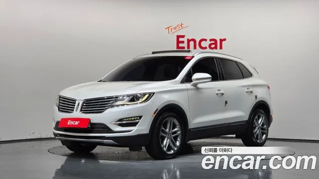 Lincoln MKC — экстерьер