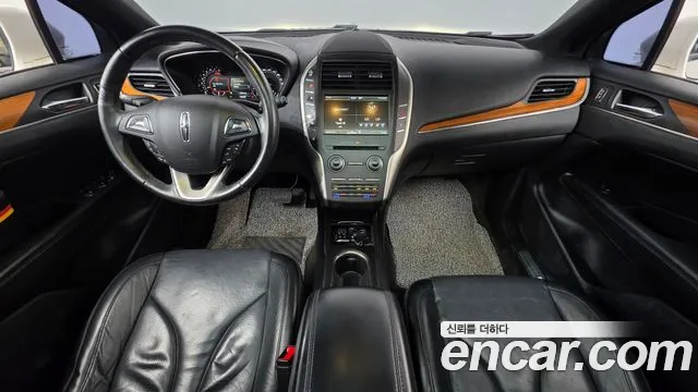 Lincoln MKC — интерьер