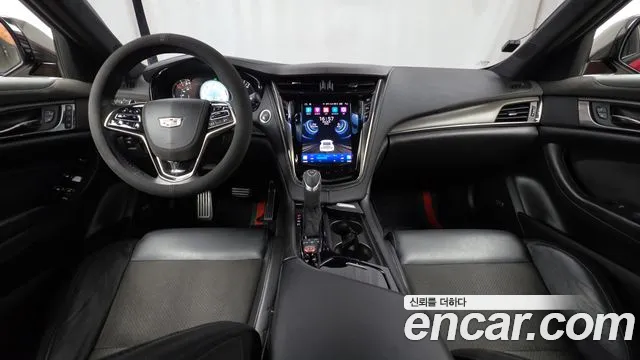 Cadillac CTS-V — интерьер