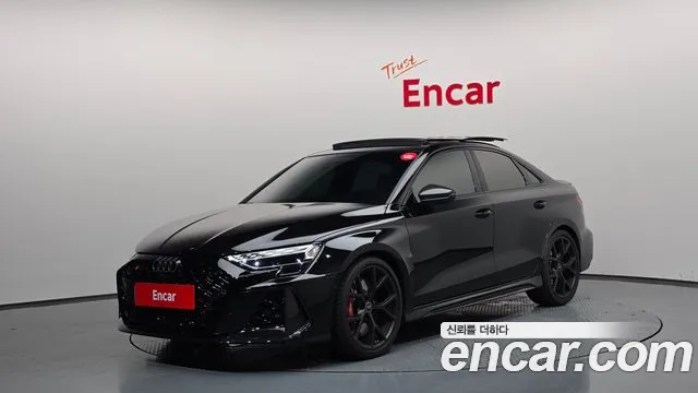 Audi RS3 — экстерьер