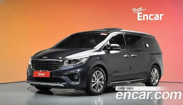 Kia Carnival — экстерьер