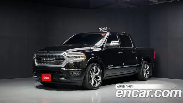 Dodge Ram Pickup — экстерьер