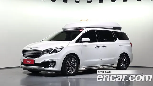 Kia Carnival — экстерьер
