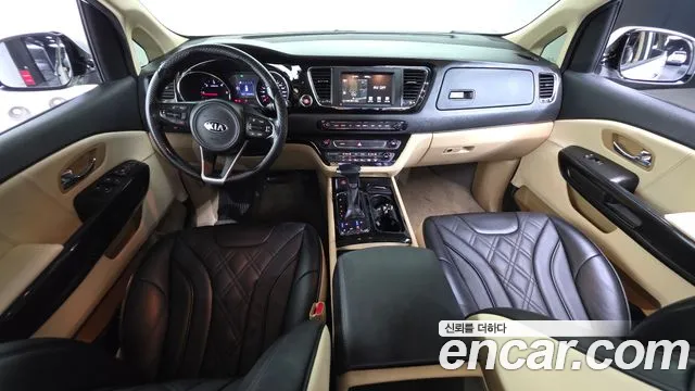 Kia Carnival — интерьер