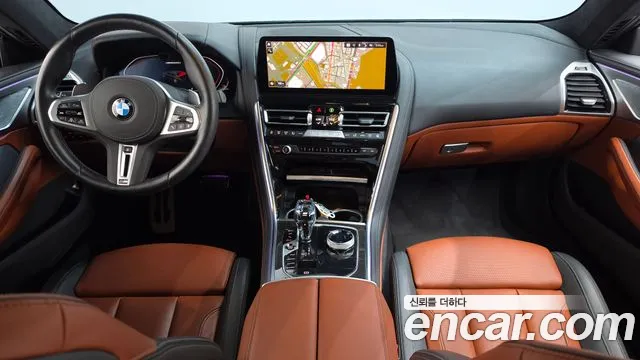 BMW 8 серия — интерьер