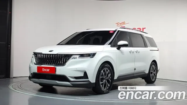 Kia Carnival — экстерьер