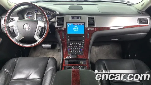 Cadillac Escalade — интерьер
