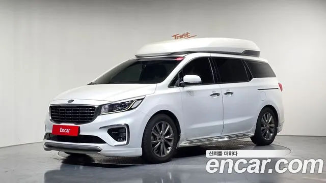 Kia Carnival — экстерьер