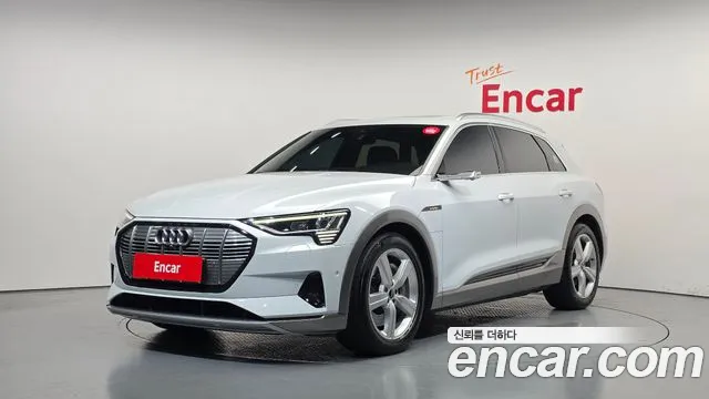 Audi e-tron — экстерьер