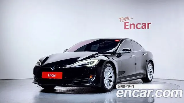 Tesla Model S — экстерьер
